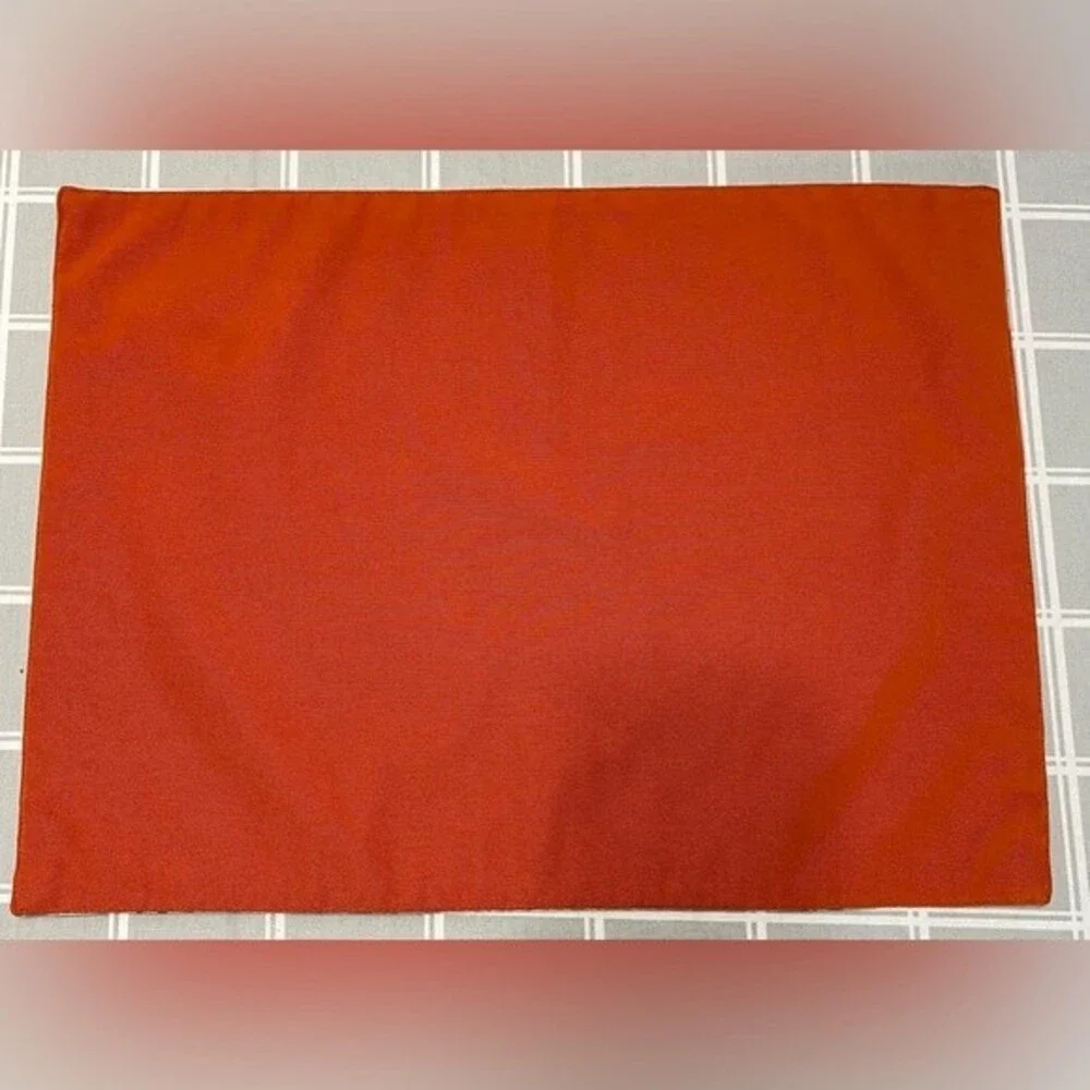Set of 4) cloth placemats beautiful vibrant colors and a sturdy durable fabric